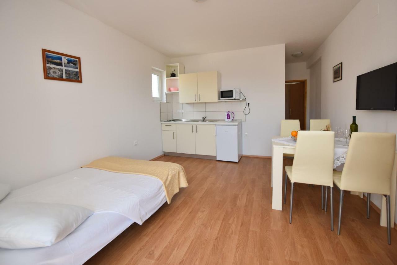 Zakarija Apartment